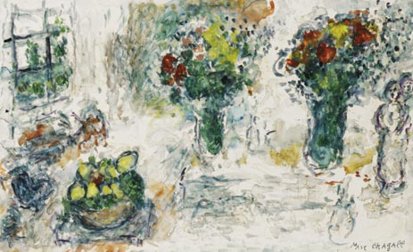 Nature morte et deux bouquets dans l`atelier