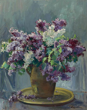 Vase of lilacs